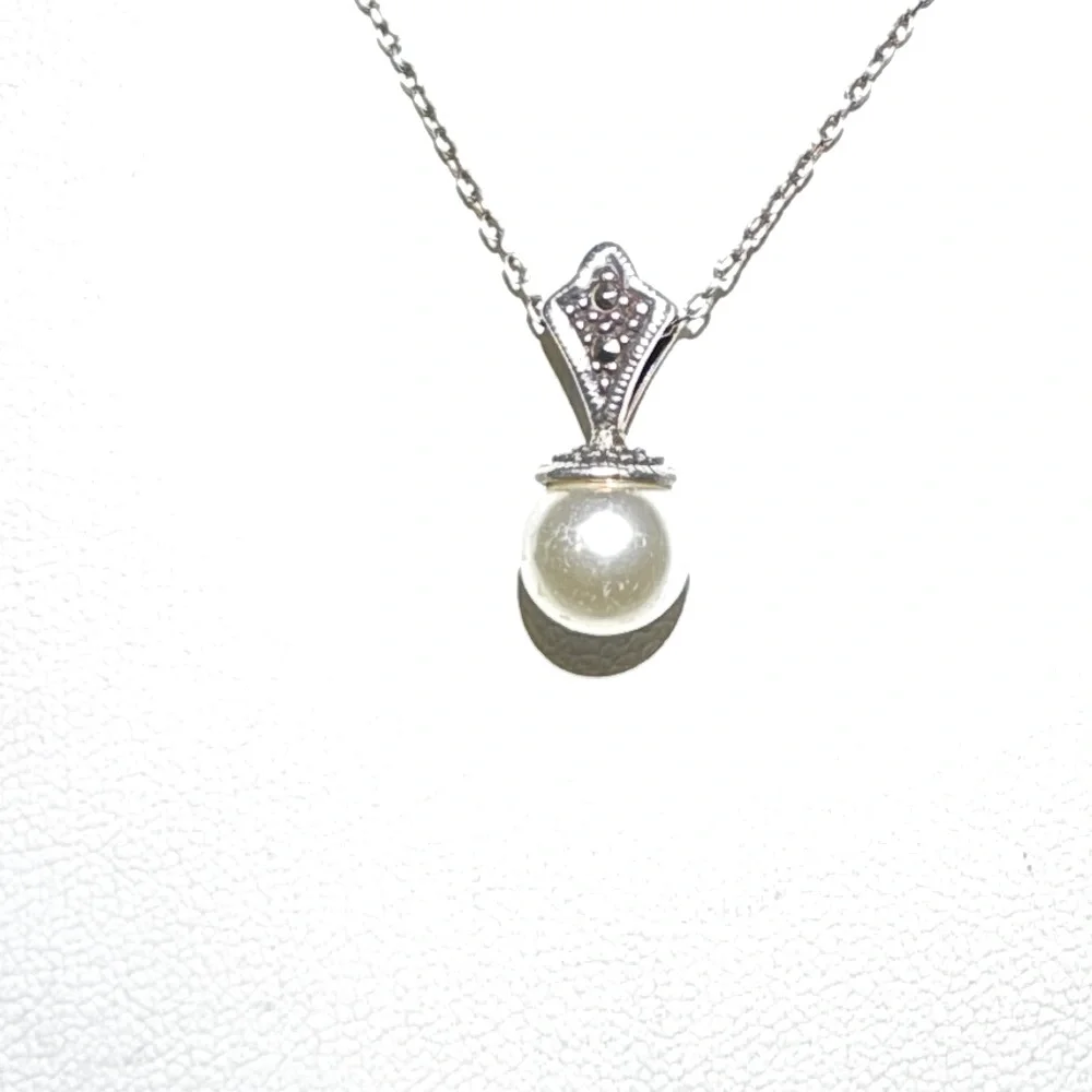925 Sterling Silver Chain With Small Pearls - Picture 3 of 7